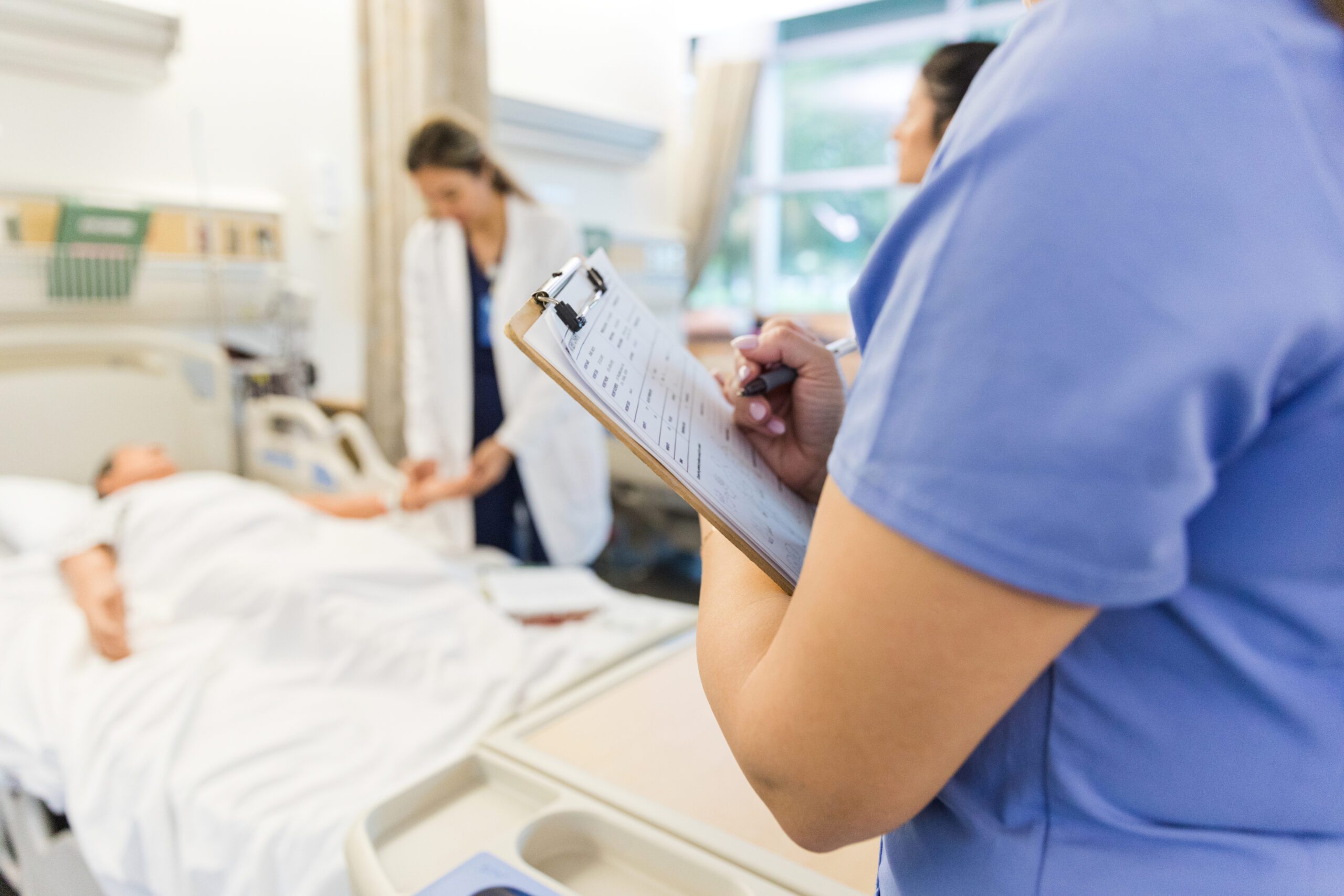 What is situational awareness in healthcare, and why does it matter for medical students on clerkships?